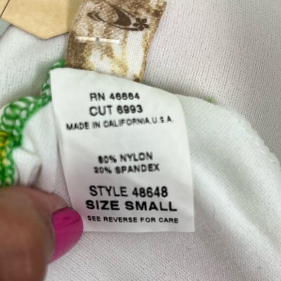 New O'Neill South Swell Tropical Halter Triangle Bikini Top - Picture 7 of 8